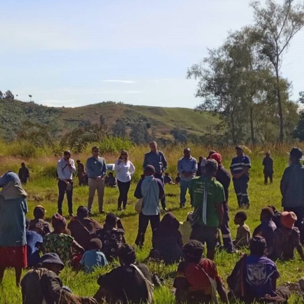 SPMC management and team members with community members at the Ontenu Prospect, Osena Project, May 22, 2024.